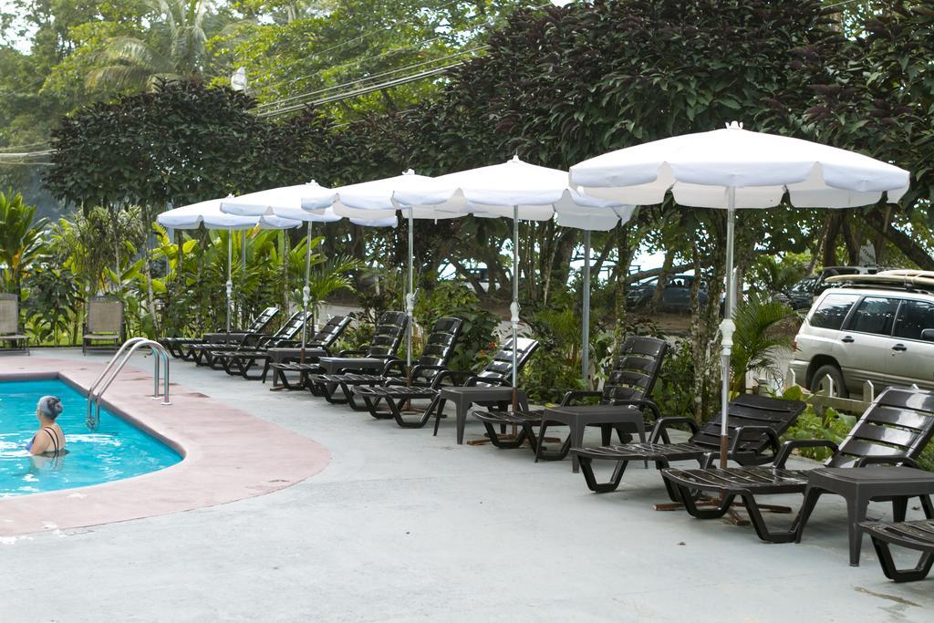Hotel La Isla Inn Puerto Viejo de Talamanca Eksteriør billede