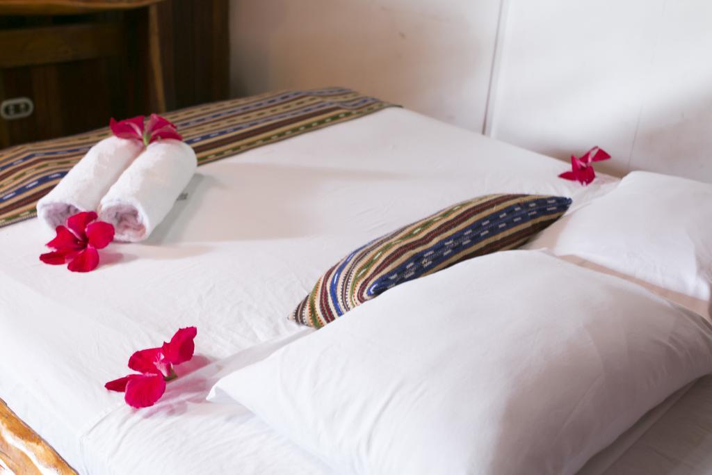 Hotel La Isla Inn Puerto Viejo de Talamanca Eksteriør billede